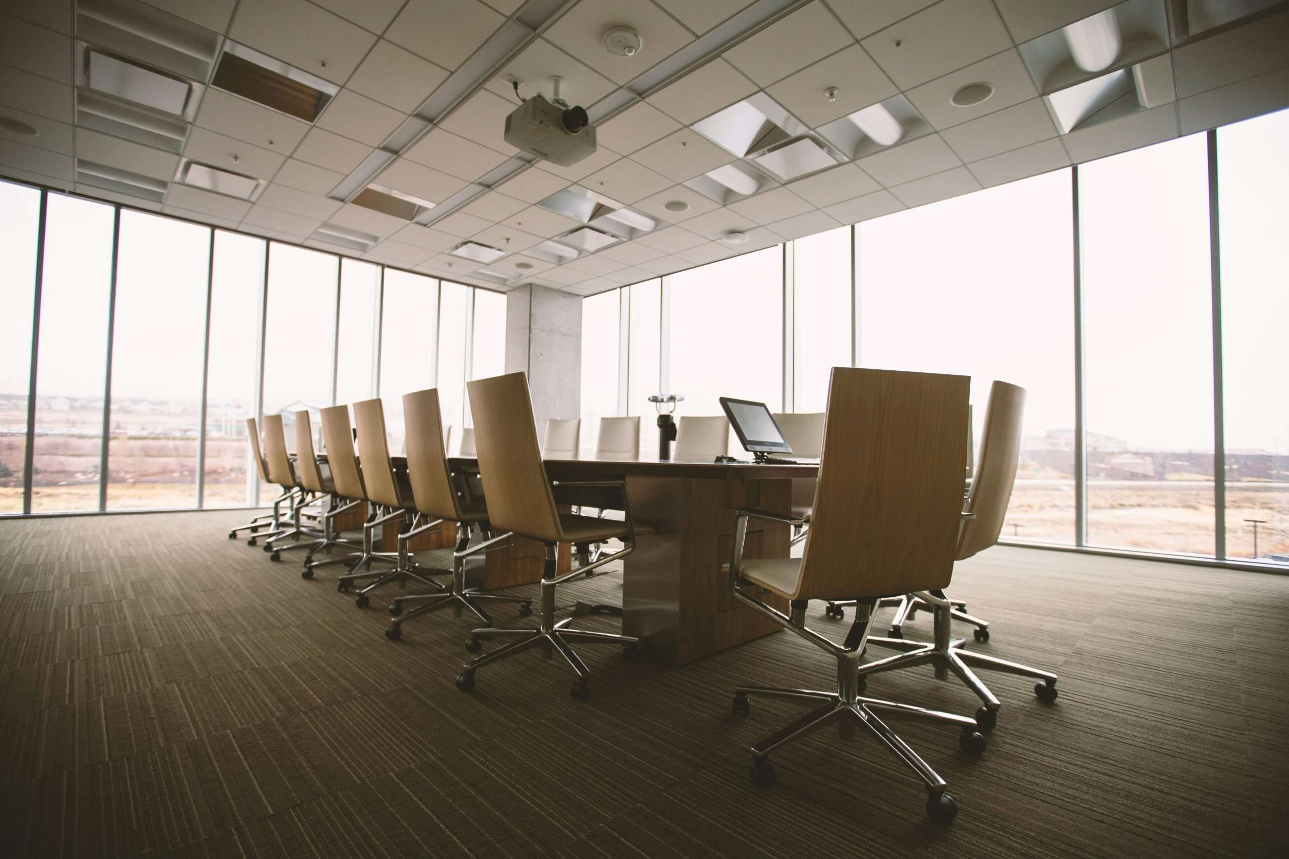 An image of a board room for meeting with CSCO.