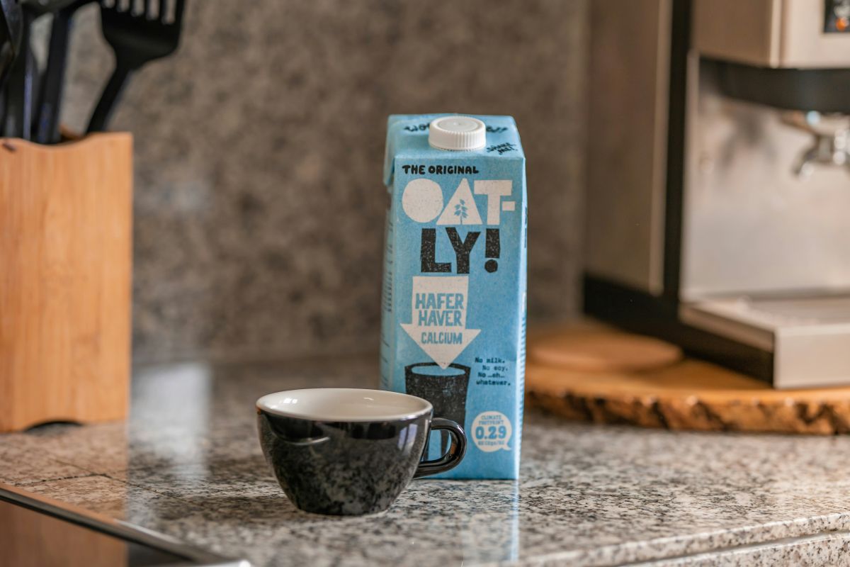 Oatly streamlines operations, cutting SKUs, adopting hybrid manufacturing, and reducing costs for resilience.