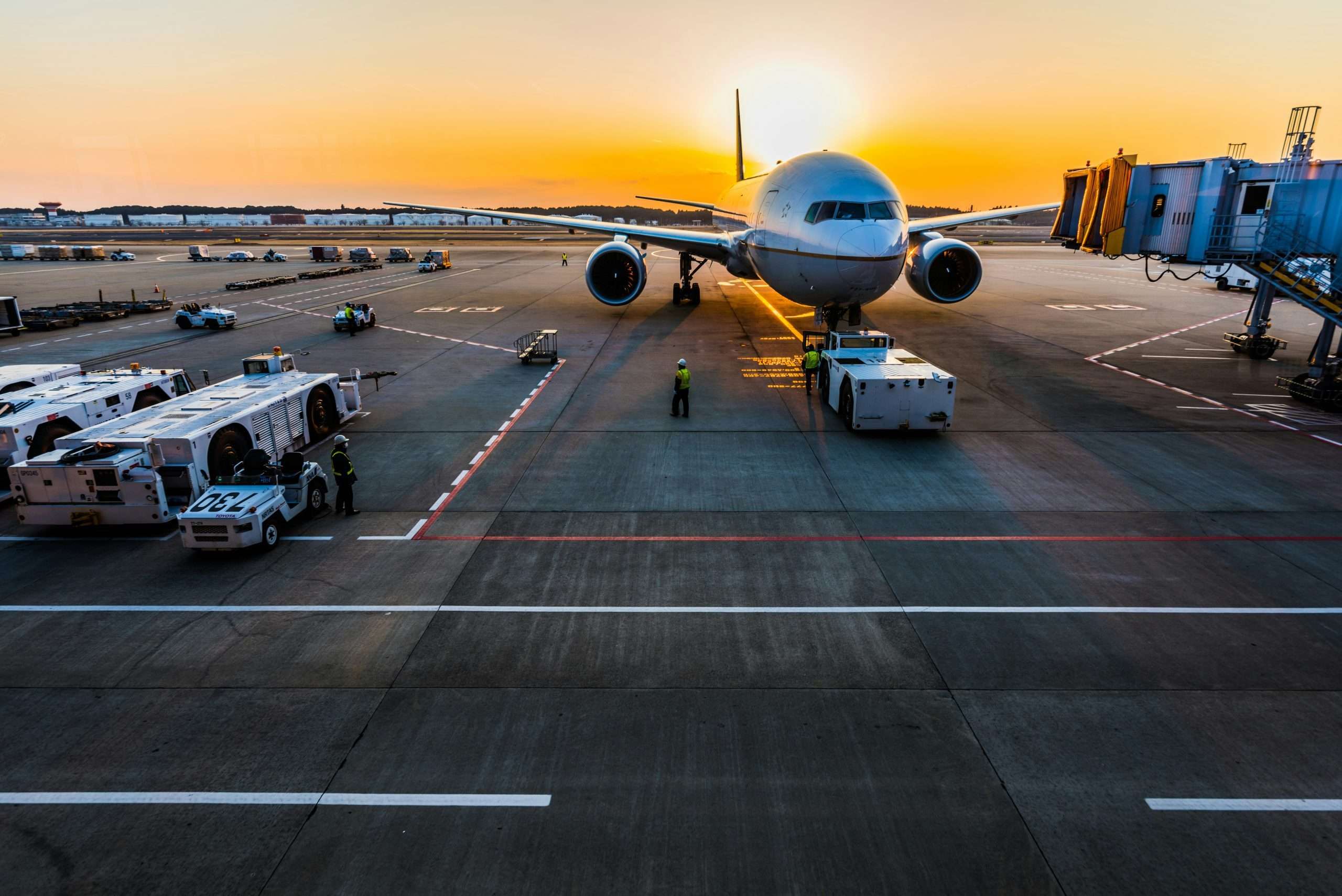 Plane at the UK border unloading cargo.