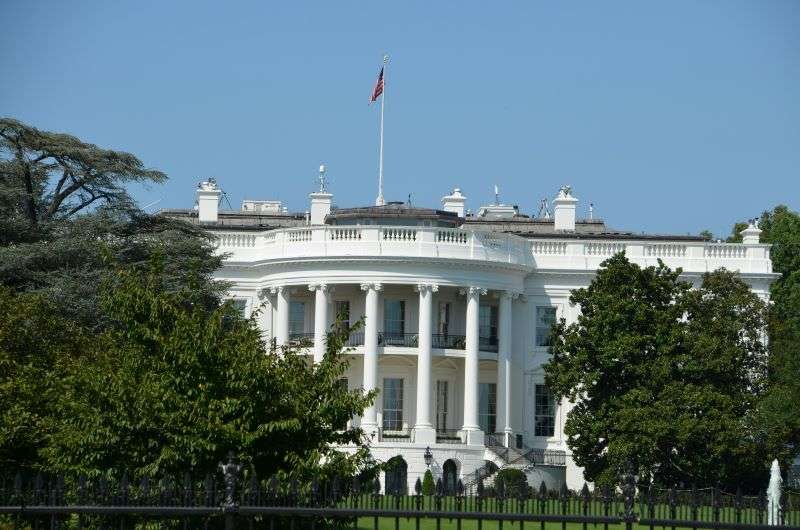 A close up view of the Whitehouse in Washington.