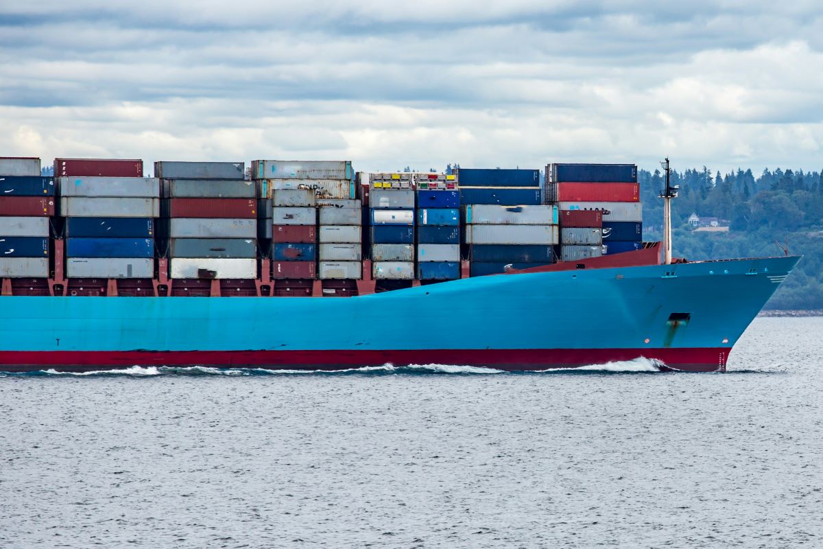 Maersk survey reveals widespread delays; European firms shift sourcing closer to mitigate supply risks.