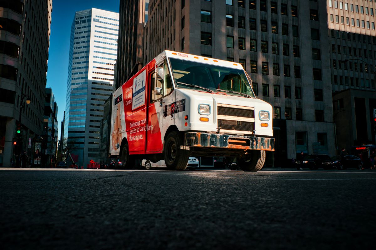 Canada Post strike stalls operations, straining carriers and costing businesses over $1 billion nationwide.