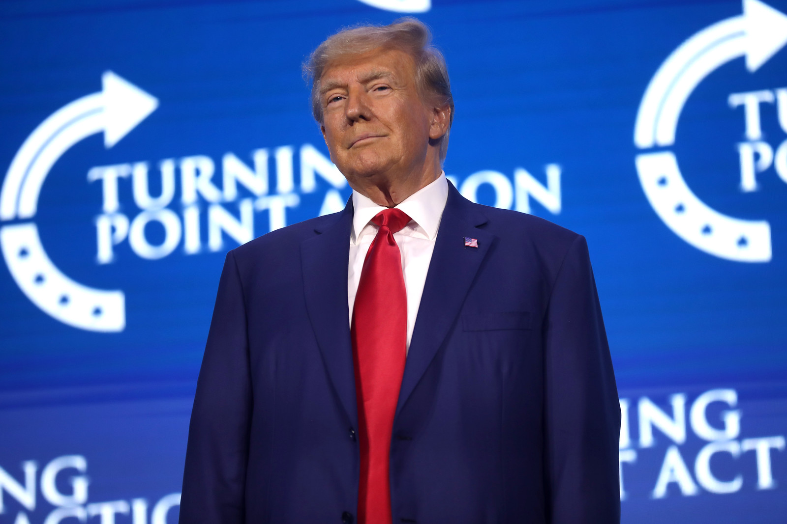 Tariffs Stall Supply Chains as U.S. Output Contracts Again