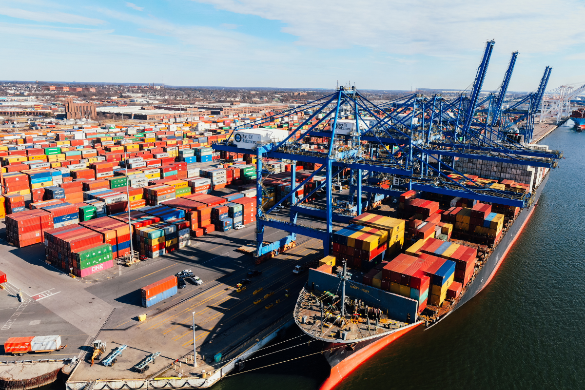 U.S. Reshoring Stalls as Asia Import Reliance Deepens