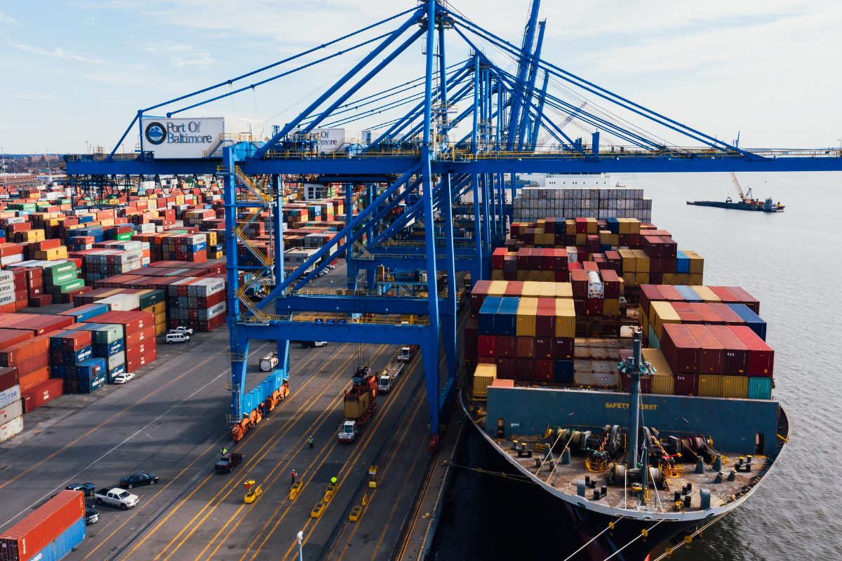 Integrating WMS, WES, and AI for Logistics Orchestration