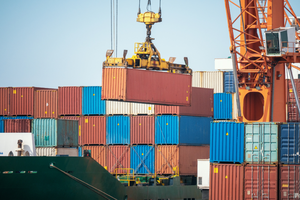 Gray-Zone Trade Rises as Firms Navigate Tariff Pressures