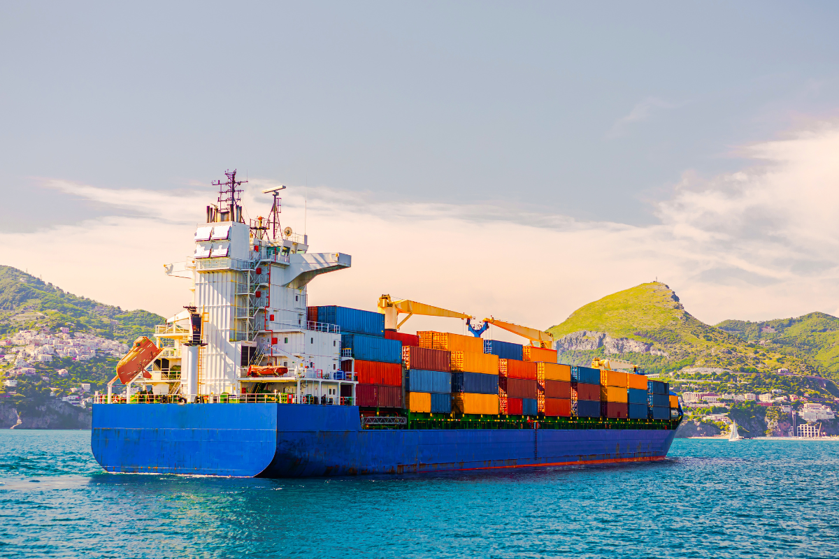 Tariffs Push Firms to Localize Supply Chains