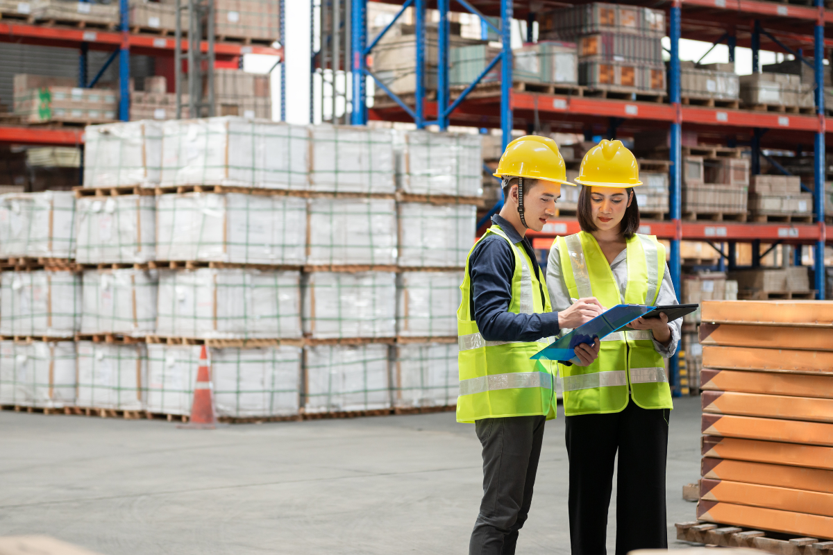U.S. Warehouse Vacancies Hit 11-Year High as Demand Stalls