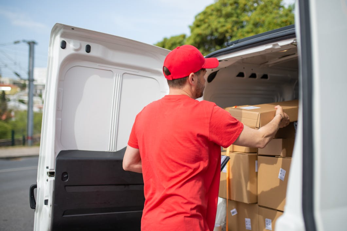 Reliability Now Outranks Speed in Last-Mile Delivery