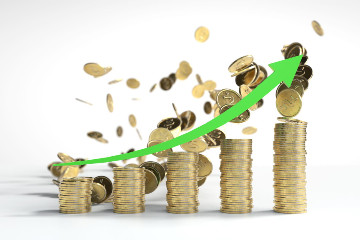 Retailers Tighten Holiday Strategies as Return Costs Rise