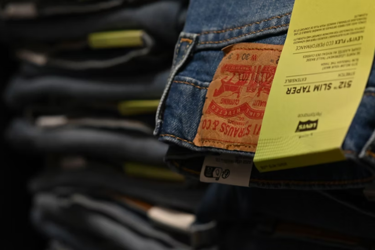 Levi’s Consolidates DCs To Boost Omnichannel Speed
