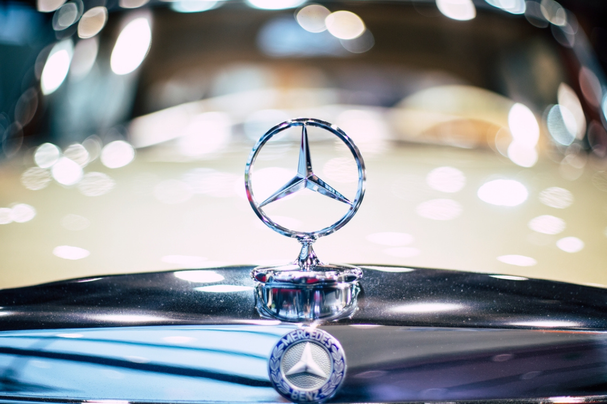 Mercedes-Benz Uses AI and Game Theory To Cut Costs