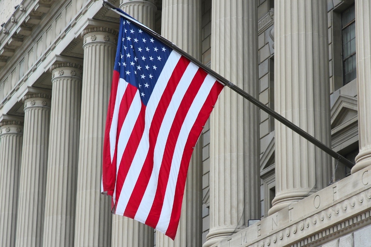 U.S. De Minimis Shift Triggers Duty Shocks