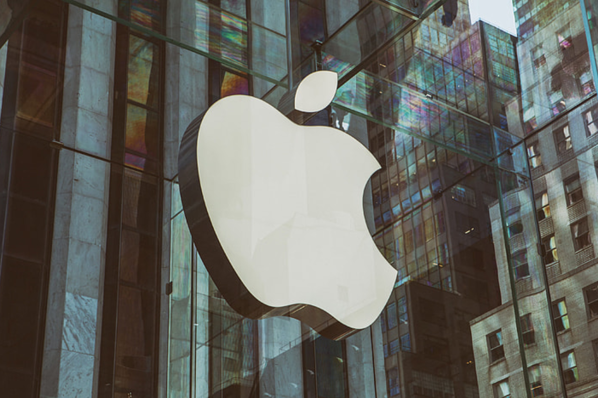 Apple Rebuilds Its U.S. Supply Chain for the AI Era