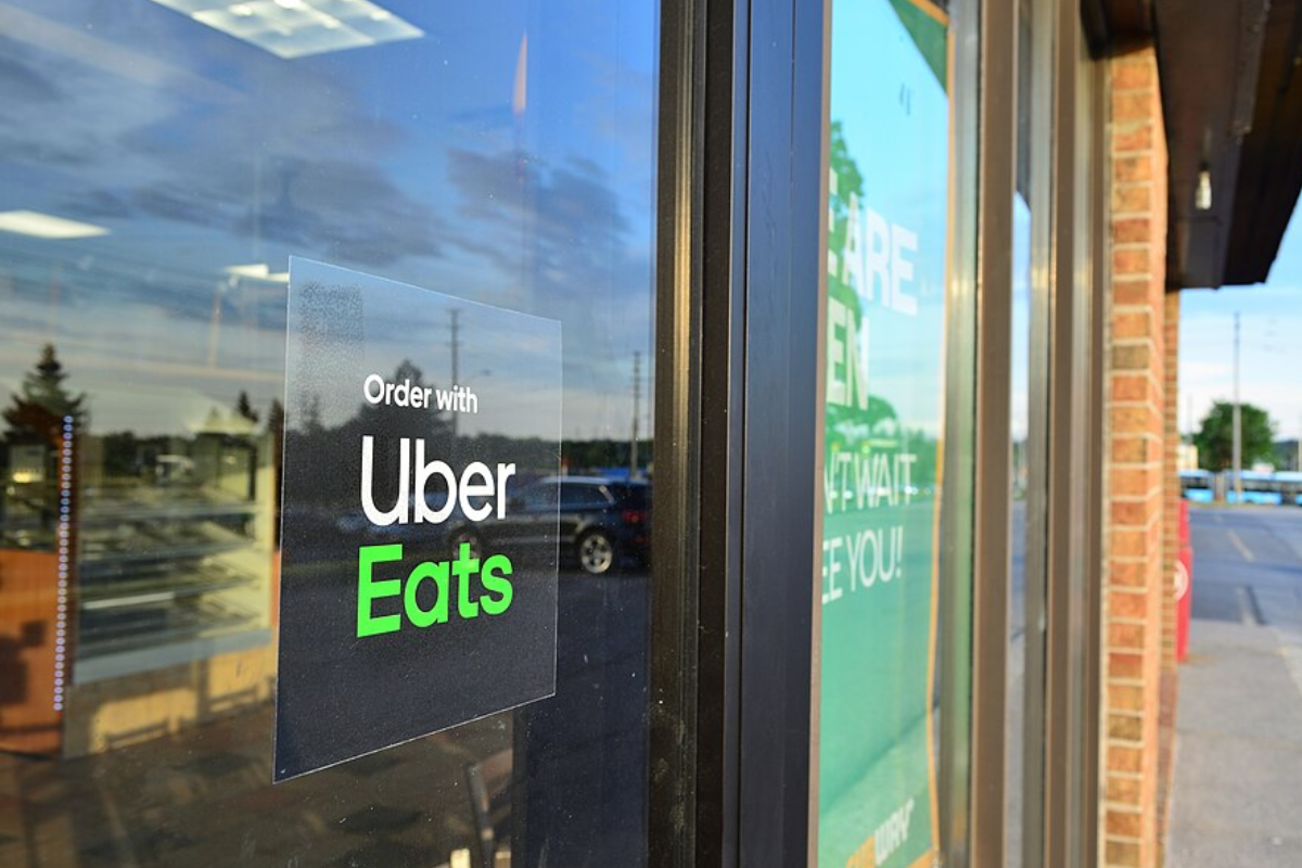 Uber Eats Adds Batch Picking To Ease Holiday Retail Pressure