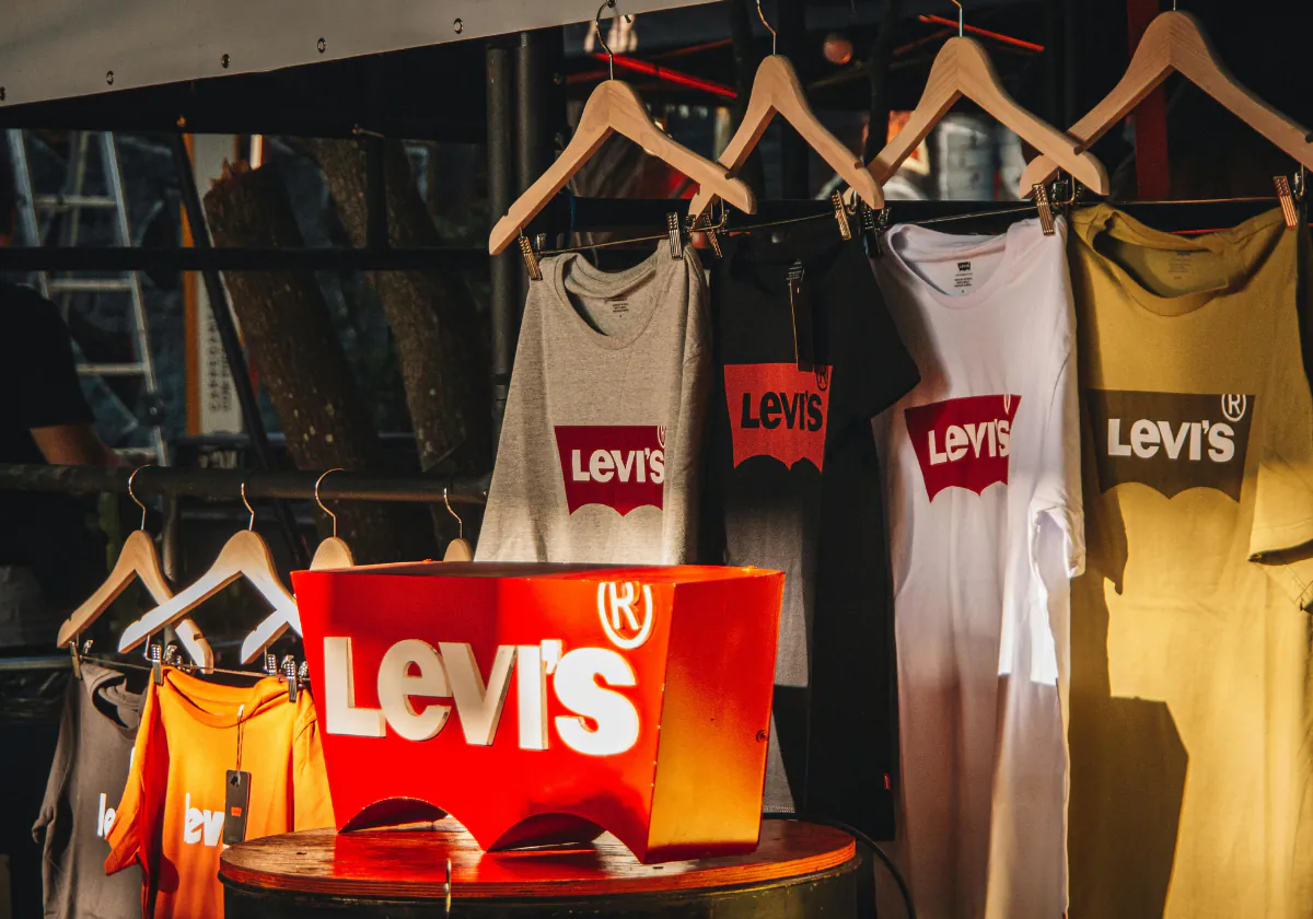 Levi's